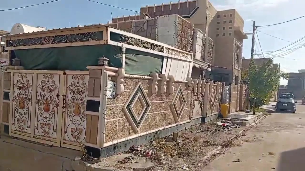 🏡 بيت للبيع – بعقوبة / التحرير / الحاولي 🏡
فرصة مميزة لامتلاك بيت بموقع ممتاز قريب من ملعب الحاولي (ملعب الزهيري)، ضمن منطقة سكنية هادئة ومخدومة بالكامل، مناسبة للعوائل والسكن المريح.

✅ أرصفة وتبليط
✅ جميع الخدمات متوفرة
✅ موقع هادئ وقريب من المرافق المهمة

📐 المساحة: 10 × 10 متر
📄 سند طابو ملك صرف

💰 السعر: 97 مليون دينار
🔹 مجال بسيط جداً للجادين

📞 للاستفسار:
***********

بيت بموقع مميز وسعر مناسب، فرصة لا تعوض.
