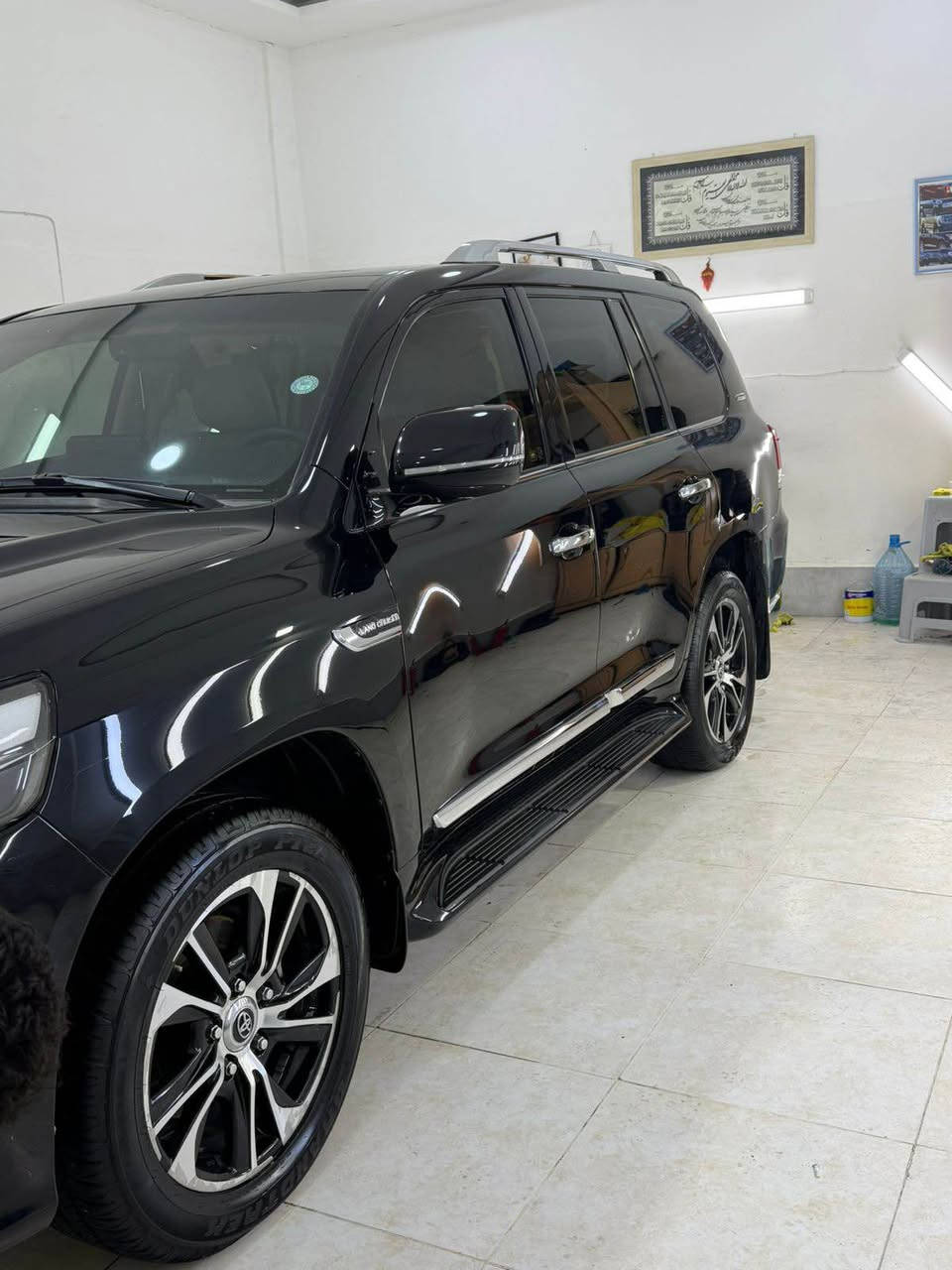 السلام عليكم 
تويوتا لاندكروز2020
فول مواصفات
 ساز  اصلي باب اول
رقم اربيل بسمي
 (مضلله بلسنويه)
كفاله من صبغ وبارد 
ع وضع الشركه
ماشية : 130 الف
// سلايت فتحه
// 5 الابواب بصمات
// تشغيل عن بعد
// تحكمات استيران جهتين
// لايت اسود
// زراك لايت
// جنطه كهرباء شفط
// دشبول لكزز
// مري قلاب ويا البگ
//نظام زحف
// دبل موس
// 8 ارباك
// كراسي كهرباء جهتين 
// شاحن واير ليست
// كشنات جلد 
// شاشه كبيره ام الدعاء 
// اناره داخلية  ..وانارة ترحيب وبعد بيهه مواصفات
// مكان السيارة ديالى
//سعر 545 مجال بسيط مجال
هاتف / *********** بعقوبة, ديالى
