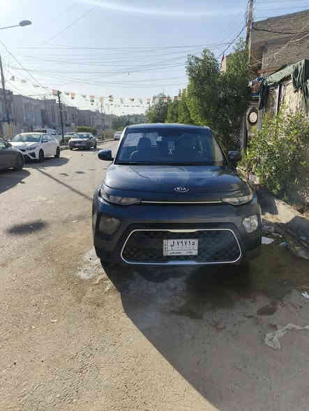 سلام عليكم 
كيا صول موديل 2020 
وارد امريكي حادث بنيد فقط 
صور الحادث موجوده بالمنشور 
ماشيه ٣٠الف حقيقي 
كير مكينه خير من الله مصلح بيها كازكيت فقط 
رقم بغداد تحويل مباشر 
سعر 127بيها مجال حك الجيه
العنوان بغداد البلديات اني مكلف بالنشر الاتصال ***********
