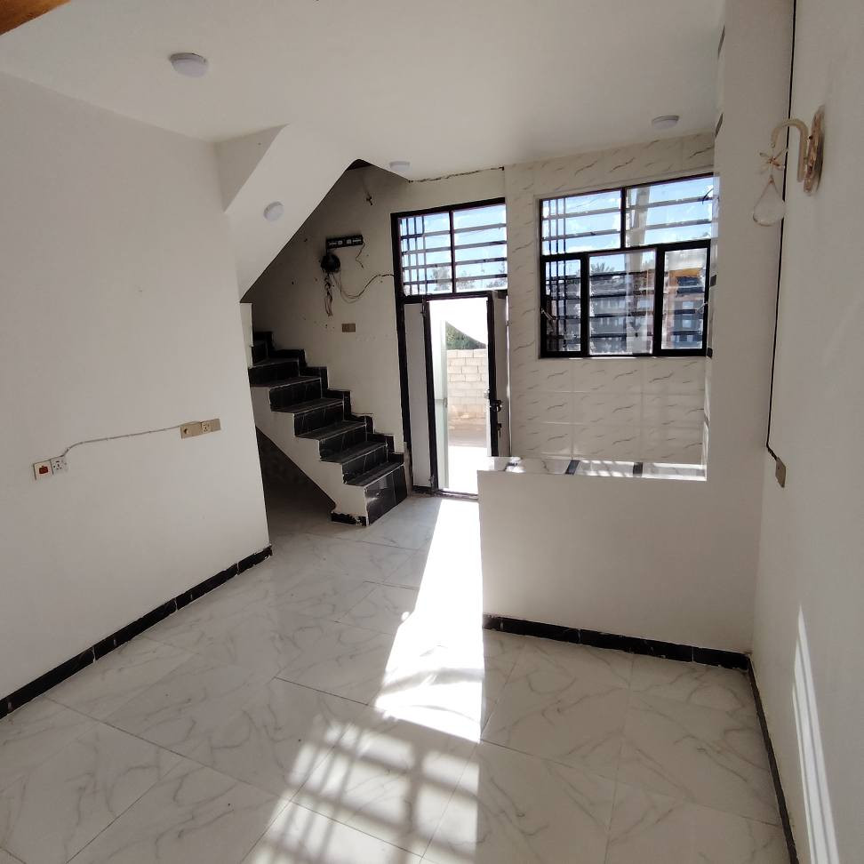 يا الله
اللهم صلى ع محمد وال محمد
للبيع بيت ٥٠ متر طابو سند ٢٥ شارعه مرقم ومشمول بقرار التطويب شارع الصب عامود ٣٢١ بالخط الثانيه ٥٠ متر عن شارع السوك موقع يخبل  البيت جاهز
 سطح مطبك
مرازيب كامله
خط مولده
نانو + تانكي ويه البيت
تاسيس مطبخ حار بالمكشوفه وسنك
كراج جينكو خارجي البيت مسكون شهر
السعر ٢٣ وقابل للتفاوض
للاتصال *********** واتساب النجف, العراق
