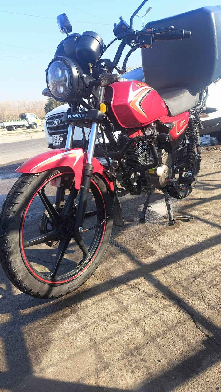 السلام عليكم ماطور شاينك موديل ٢٣ للبيع الماطور شرط نظافة فول متوازي على بيعتو مكفول من كلشي مرقم نينوى كامل السعر 1800 ،،***********
