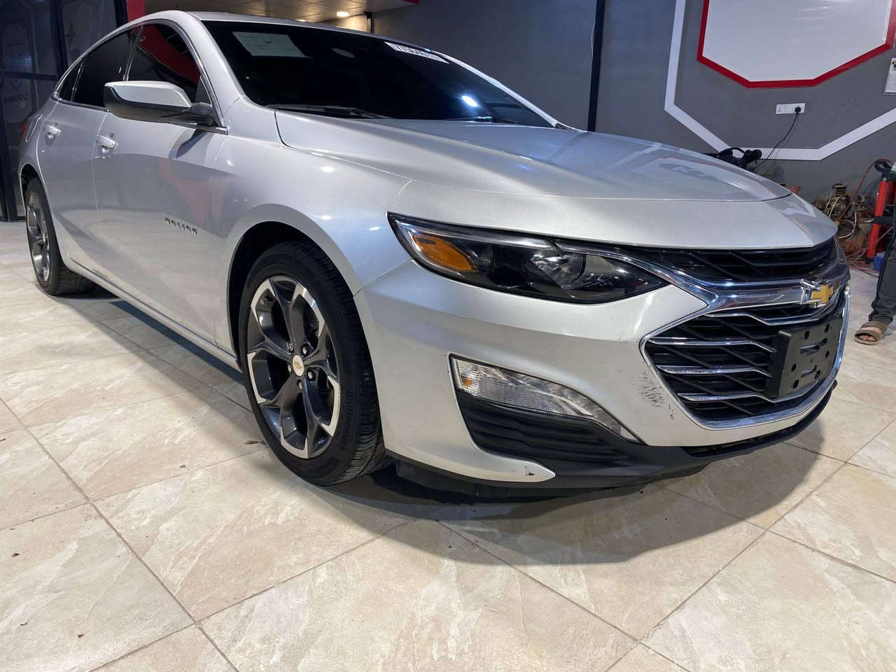 ماليبو ٢٠٢٢ LT
رقم كربلاء معوقين باقي ٣ سنوات
السياره بانوراما سلايد روف
 فول الفول  كشنات مخمل
بدون ايرباك ماطاك
السياره استيرادنا مال جناي واستخدام نظيف وبالعافيه على الياخذه جديده بمعنى الكلمه بدون نقص بلاد وضربته من وره قبق جنطه
صور الحادث موجوده
تواجد السياره في كربلاء 
م . ***********
السعر 130
