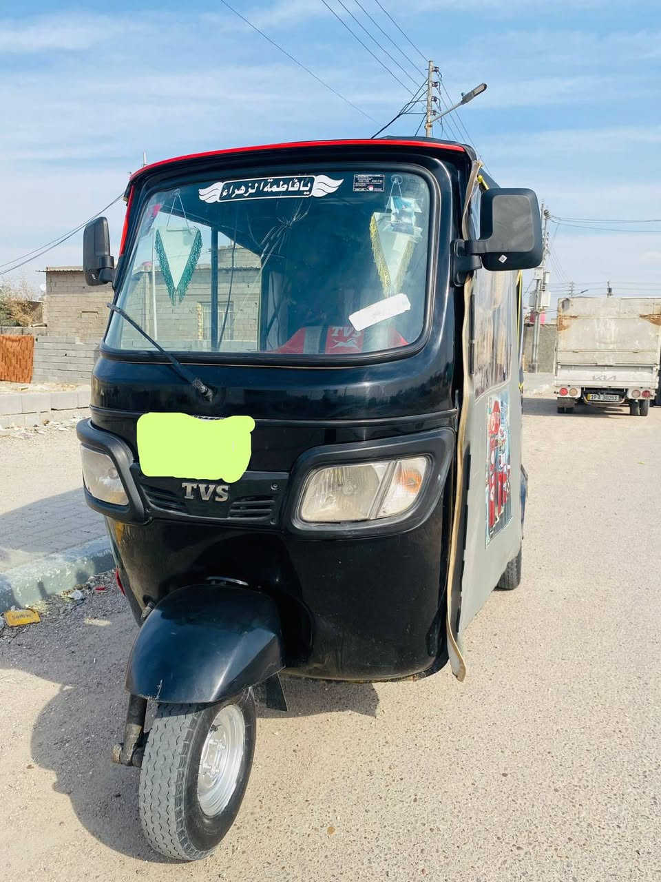 سلام عليكم تكتك تيفيس البيع كفاله عامه موديل 22مكينه مال 24زيرو رقم و سنويه نكليزي العنوان البصره الحيانيه قرب محطّة الكندي الاستفسار عله هاذه الرقم ***********
