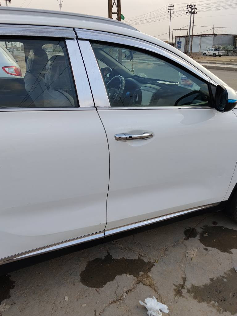 السلام عليكم ورحمه الله وبركاته سورنتو 16 خليجي فول  7راكب محرك 6 ابيع عيب شرعي مبدل فخاذ الكدام مفتوحه من الغياطين شغل بغداد درجه اولى السياره مال جناي جهزتها من الطول لطول ماخليت شي مابدلته كله جديد من منضومه تبريد وانته نازل تواتير جدد حداديه بوربرن ادرايمات صار سبوعين  شاشه جديده كلشي بيها جديد رقم بغداد بسمنه السنويه شهر 12 تنتهي هيه مو عيب بس اني ابيع عيب شرعي حته اشلعها من ليفتها إذا اكو مراوس اقل سعر150بيها شي قليل  اراوس أو بيع تلفوني *********** ناصرية, ذي قار
