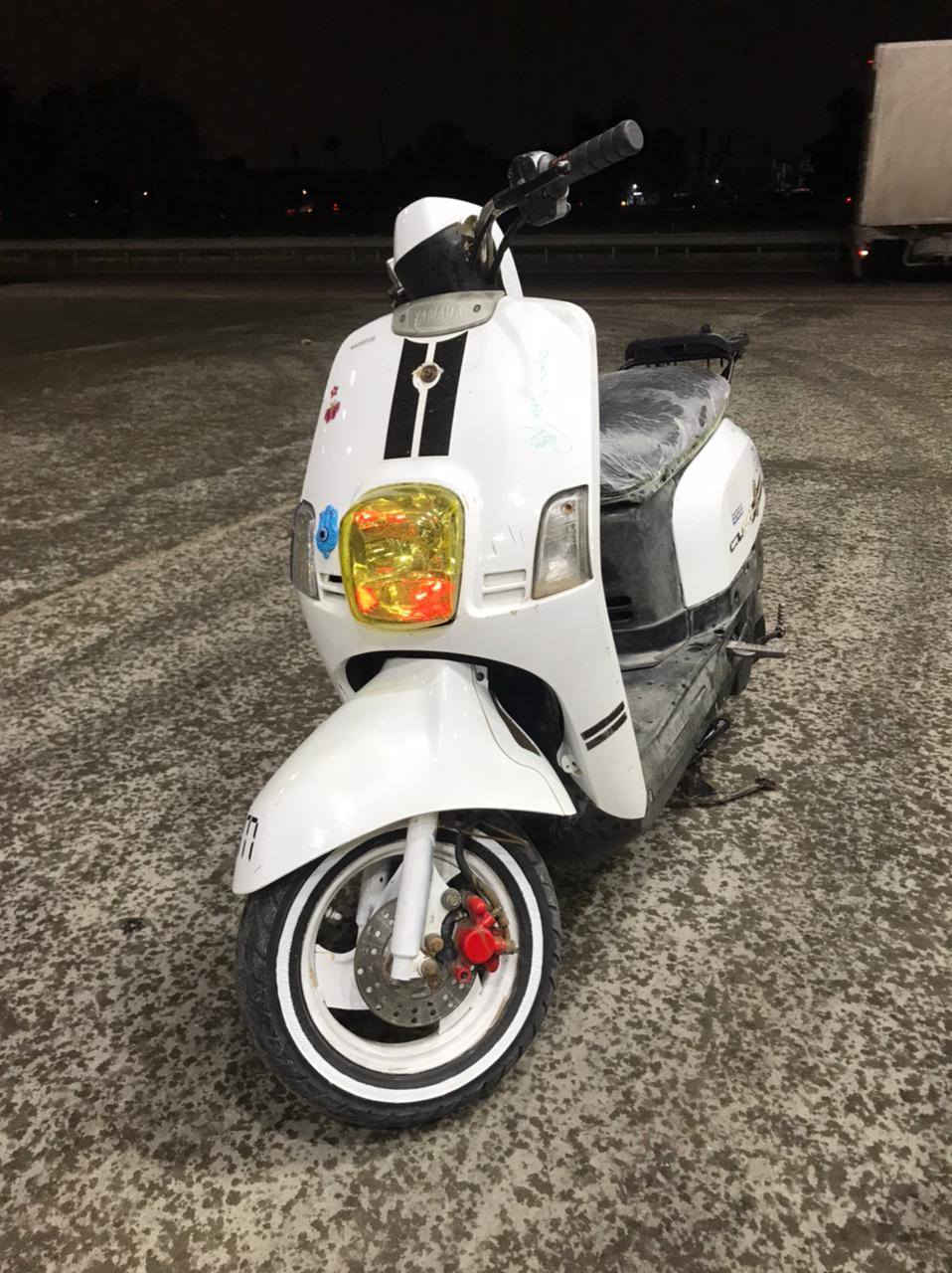 السلام عليكم بوليس للبيع كامله دراجه شلعه ومعدل ونعومه فول بلاديه سلف وهندر كهربائيات كلهن شغالات اوراق كامله السعر 550 وبيه مجال بصيط المكان بغداد الشعب الرقم‏‪***********‬‏
