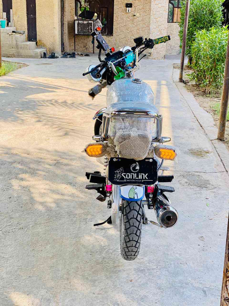 السلام عليكم تايكر 2025 اوراق كامله 5 كير مكفوله من التاير للتاير كير مكينه كارتون اشاير لدات شاشا  صارلهاا شهر من طالعه من الوكيل السعر 775 وبيهاا مجال ***********
