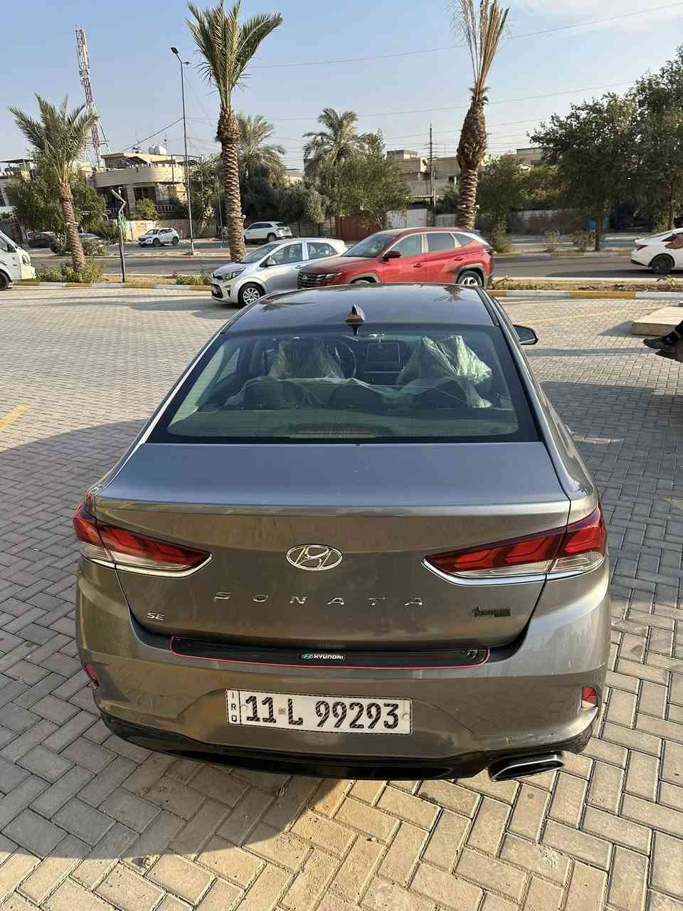 السلام عليكم
للبيع  او مراوس حسب القناعه 
سوناتا ٢٠١٩ وارد امريكي 
حادثه جاملغ وربع البنيد 
وبلعراق بيه بابتين وجاملغ خلفي 
يعني صبغ صفحه وبنيد 
وبيه بارد بلجاملغ الخلفي 
بدون دواخل 
الغد شاصي تكم مكفوله 
نص موصفات 
محرك ٢٤٠٠ جي دي إჂ̤ 
دواخل لوينن 
شاشه جبيره 
كامره دواره 
رادار جانبي 
٣ وضعيات قياده 
فول تحكمات استرين 
تبريد + تتفئه خير من الله
السياره جاهزه من كلشي فضل الله 
رقم بغداد الدولي بسمي تحول مباشر 
السعر ١٢٧ وبيه مجال بسيط 
*********** زيد 
مكاني بغداد حي الجهاد حي الحسين
