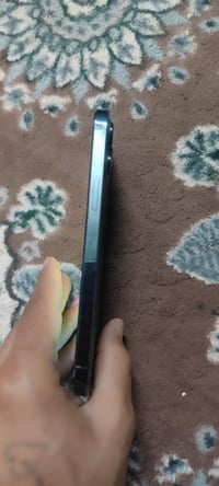 بطارية ١٠٠ • مفتوح وقافل • حي رجم حديد