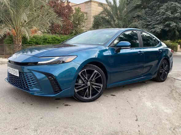 السلام عليكم
كامري XSE 2025 هايبرد فول عدا البنوراما
السياره جاهزه مرقم بغداد باسمي
محرك 2500 هايبرد
مواصفات الXSE معروفه 
لايت بك لايت لد شاحن وايرليس شاشه اكبر حجم كشنات جلد كهرباء رادارت امامي خلفي وضعيات قياده... الخ
بدون دواخل بدون شاصي بدون ايرباك
ماشيه 23 الف دخول جديد
لونها مميز فيروزي
مكانها اليرموك
السعر 225 $ ويوجد ثلاث سيارات أيضا كامري عدد 2 وكراون  للمعلومات الاتصال *********** // ***********
