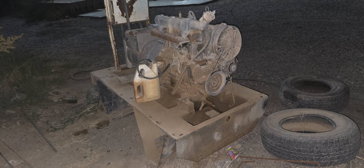 مولد دويز ابلادي ٣٧ كي في   للبيع السعر ٧ اوراق 
***********
