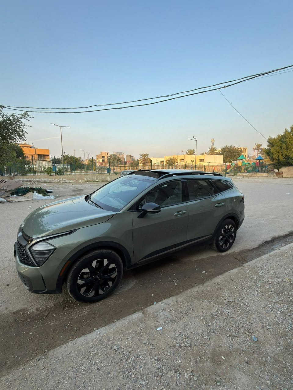 تحيه طيبه السلام عليكم ورحمة
سبورتج 2024 اكس لاين

المواصفات

بانوراما 

 بصمه ابواب وتشغيل عن بعد

 جنطه كهرباء

شاشه كبيره ايباد عل طول دشبول 

لدار نهاري هيلوجين

كراسي  جلد

كرسي كهرباء 

تحكمات فول 

مرايه داخليه عاكسه للضوء وبيها بوصله

ترحيب عند الاقتراب

شحن واير ليس

هندبريك بصمه

اتو هولد

كاميرا دواره

تشغيل عن بعد

حساس خلفي 

انضمة قيادة سبورت ايكو نور

ستيرن تدفئه 

كشنات تدفئه 

سستم صوت 

محرك 2500

جي بي اس 

تبريد قطعتين ثلج منفصل

حساس لايت واطارات

شاشه صغيره لعرض لعطلات

تبريد شاشه لمس

ويل كب 19 

رادار امامي وكاميرا تحديد مسار

رادارات خلفيه نقطه عمياء

اشاير مري

فور ويل 4x4

ماشيه 35 ألف 

حادث موضوح صور صبغ باب صدر باقي فقط 

رقم بغداد دولي باسمي تحويل مباشرة سنويه هزه جديد 

السعر 235 ورقه وبيها مجال 

أي استفسار رقم صاحب السيارة 

*********** 

مكان بغداد كرخ المنصور
