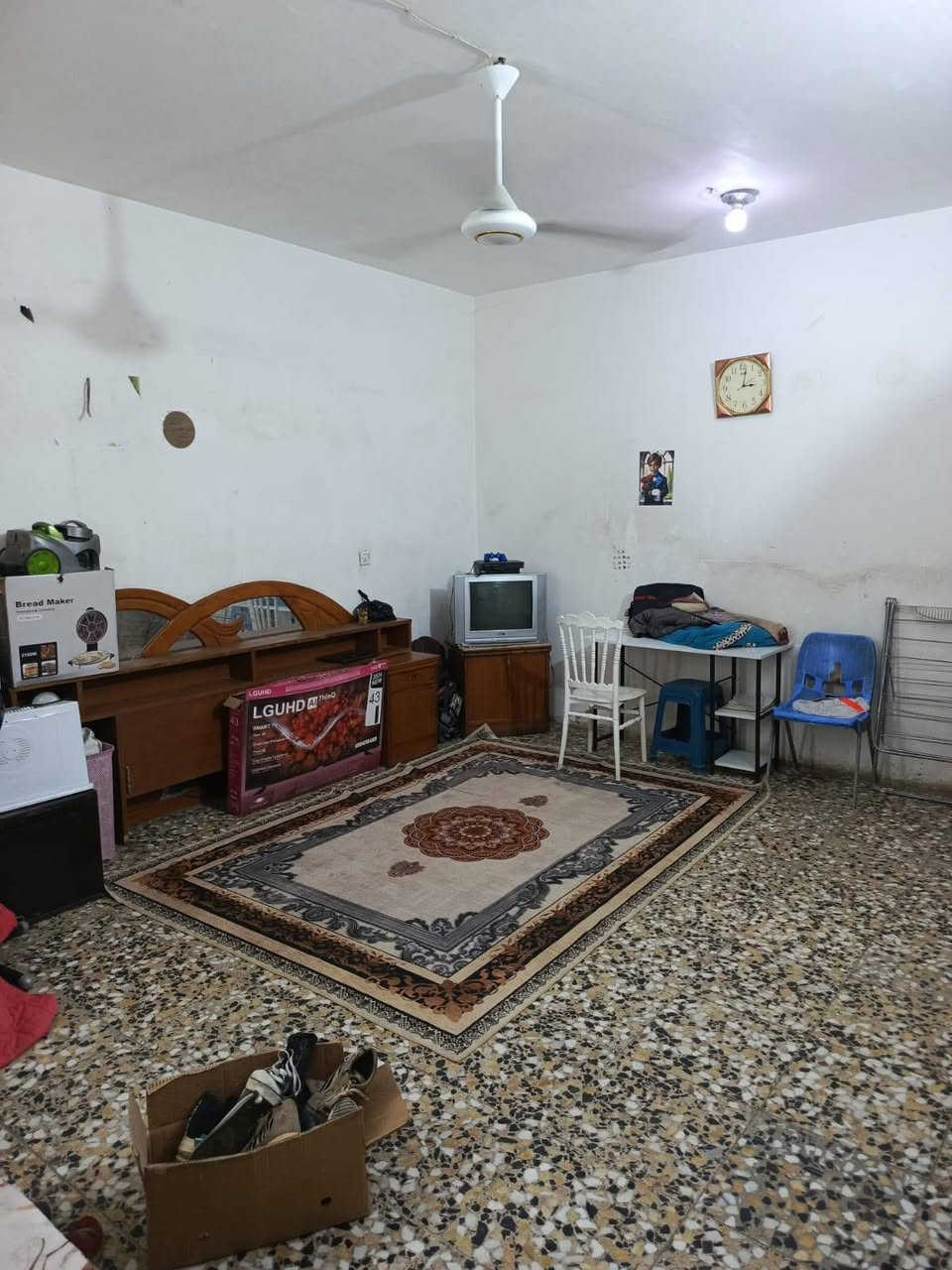 السلام عليكم مشتمل للبيع في منطقه ام الكبر مساحة 70نظيف جدا طابقين مسلح خلفية السعر90وبي مجال للاستفسار الاتصال على الرقم ***********او الاتصال على الرقم 0772888704
