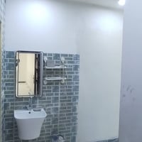 شقه للايجار في حي الفرات شارع المستوصف تحتوي على ٢غراف ٤ في ٤ونص وا٤ف٣...