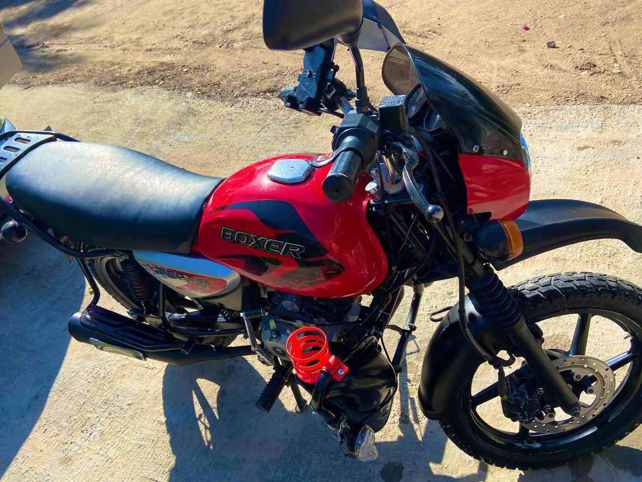 للبيع بوكسر 22 مكفول كفاله عامه محرك اسبانه ممدود علي مكمرك ليحب يشري يتصل على هاذ لرقم ***********
