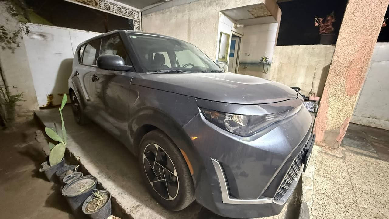 كيا صول 2024

فئة Ex اعلى فئة السياره فول للاخير

المواصفات 
محرك ٢٠٠٠ دوش 
نظام القيادة نورمال +سبورت 
بصمة ابواب
بصمة تشغيل 
شاشة كبيرة
شاشة أعطال
تبريد بيانو
كشنات تدفئة
كشن السائق كهرباء 
 لايتات لد وعدسات اوزوم
تحكمات فول
رادار 
شحن لاسلكي 
توقف ذاتي 
اطفاء ذاتي
كاميرا دوارة 
نقطة عمياء 
تحديد مسار
ويل كب 18 رياضي 
دوشمه جلد 
الارضيه جلد
كاميرا داش كام
السيارة فول
رقم الهاتف ***********
