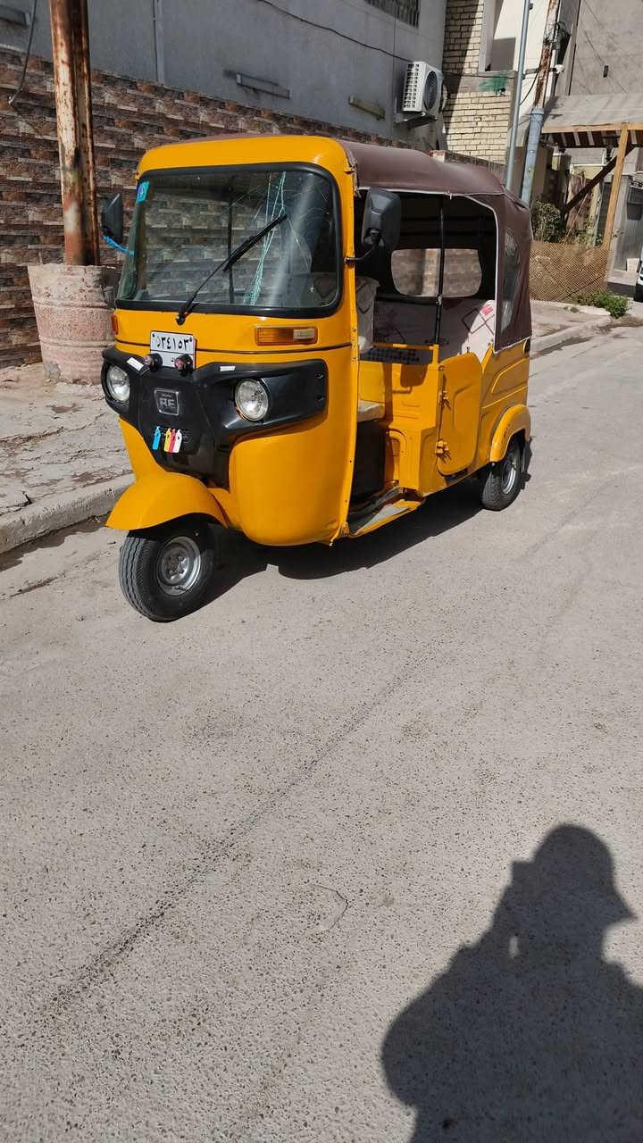 السلام عليكم تكتك موديل 2021 بسمي تكتك مكينه مكفولة الكشر شوف العين مكاني بغداد رقم الهاتف *********** شراي يخابر
