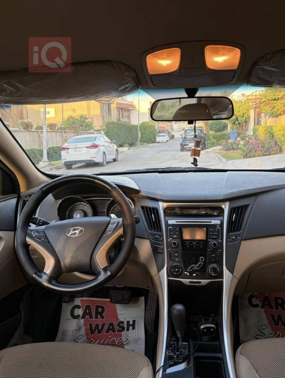 سوناتا مضلع خليجي ٢٠١٢
سوناتا مضلع موديل ٢٠١٢ خليجي 
السيارة مواصفات الشركة العامة الستاندر 
محركها ٢٤٠٠ دوش 
السيارة ماشية ٨٨ الف كيلو 
حادثها امامي, البنيد مبدل ومصبوغ, وبيها بارد بالجاملغ الامامي جهة السائق واكو رصعات خفيفة.الشاصي سليم  
السيارة حلوة ونظيفة وناعمة ومماشية هواي وبعد احلى بالواقع وكلش مهتمين بيها   
السعر:125 ورقة وبيها مجال تجي تشوفها تاخذ بيها تراي، تفحصها
رقمها بغداد خصوصي وسنويتها تسقط ب٢٠٢٩ وتحويل ثاني يوم وكل الهلا بيكم
العنوان بغداد/الإسكان
الرقم: ***********
