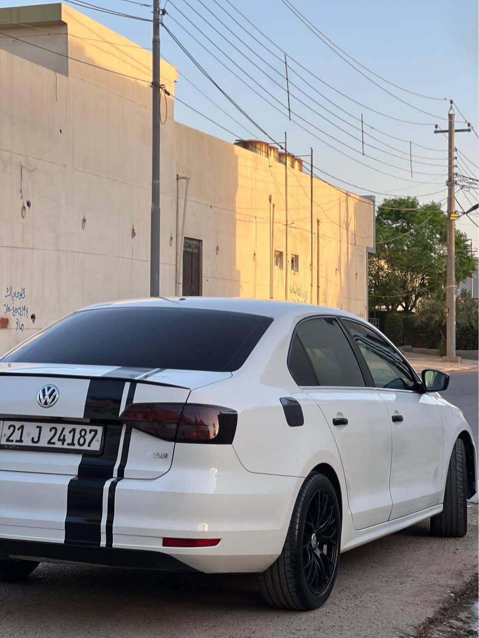 جيتا مۆدێل ۲٠۱۷  سپی زۆر جوان و کەشخە مواسفاتs  دووپارجەو نیو بۆیاخی هەیە بەبێ ژورئ  . 
٠۷٥۱٥۱۷٠٦۱۸ أربيل, العراق


**إذا كنت صاحب هذا الإعلان وتريد حذفه لأي سبب، رجاءا أرسل رسالة إلى الدعم الفني**