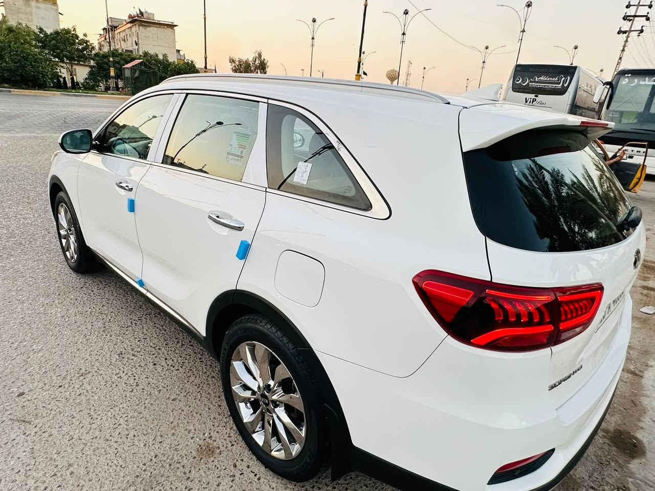 السلام عليكم سورنتو 2020 خليجي رقم بابل الدولي مكفوله من كلشي ماعده بارد بصيط موضح سونار مرفق بصور جاهزه من كلشي مكينه كير حداديه تبريد تخم تاير مكينه 6سلندر 7راكب 3قطع تبريد مواصفتها شاشه كامره بصمه بصمه أبواب جنطه كهربائيه كشن كهرباء  ويل كروم كشنات جلد تحكم مري مري شفط تحكم مقود فول ماعده البنراما مكاني كربلا المقدسه 
السعر 233 مجال قليل 
بيع فقط بدون مراوس 
***********
