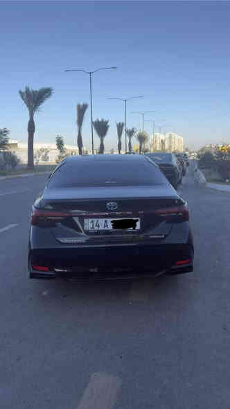 السلام عليكم سيارة AVALON 2021 خليجي مكفولة من كلشي السيارة كاملة ما بيها نقص سيارة مواصفات LIMITED  يعني فول 
بصمة 
سلايد روف 
تحكمات ستيرن 
شاشة جبيرة 
كشنات جلد  تحكم كهرباء 
كامرات 360 درجة 
مري شفط 
محرك هايبرد وبانزين 
بيها تضليل حراري 
السيارة ماشية 74381 كيلو متر 
السيارة كدامكم بالصور معايبها شي ولا نقصها شي وبالحقيقه احلى بعد 
السعر 25 الف دولار 
التواصل واتساب ***********
