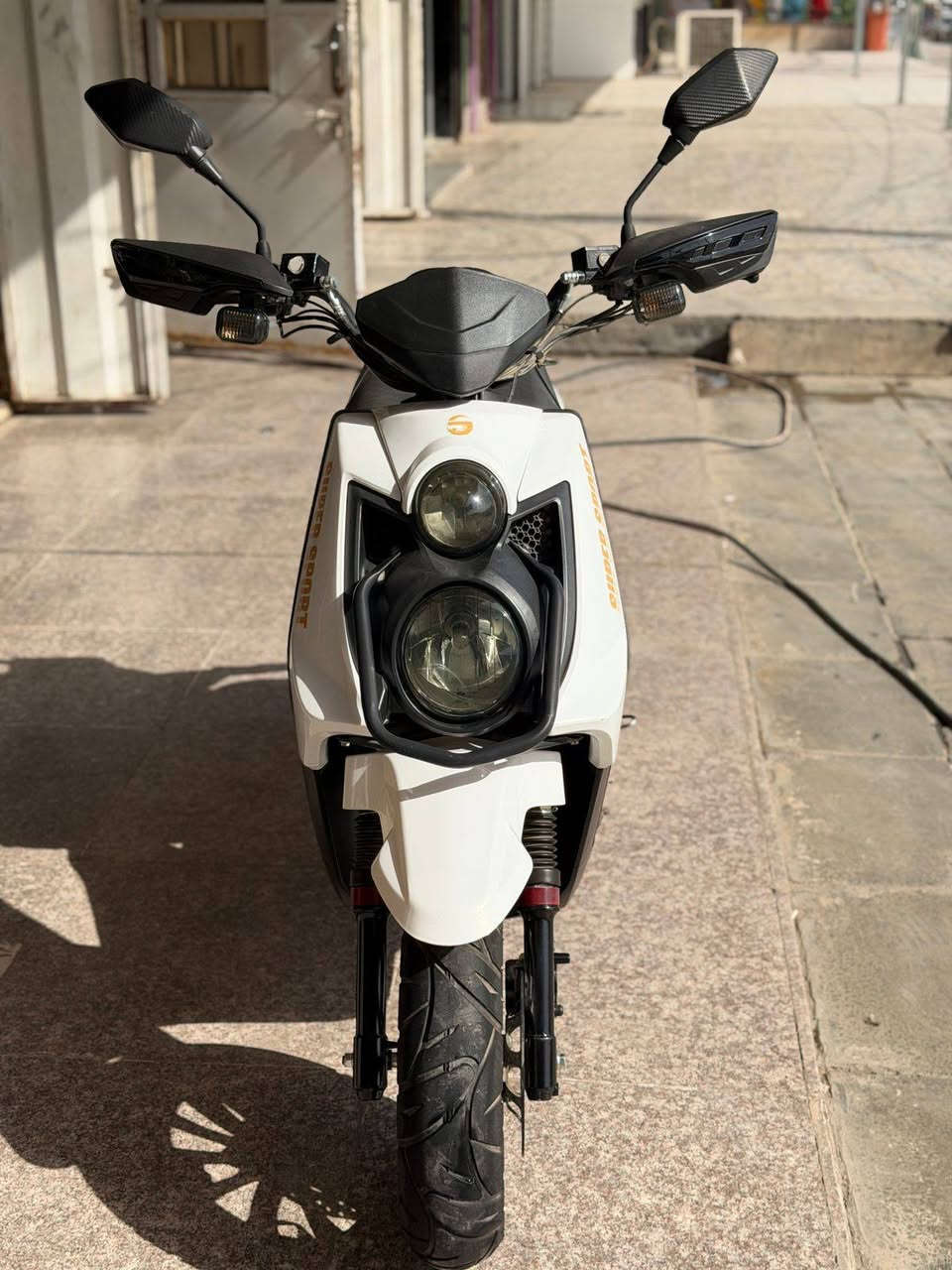 دراجه كهربائيه 2024موديلها جديده لوك تجي تفحص وتشوف استخدام شخصي  تشحنها مره كل سبوع وحسب الاستخدام للبيع للاستفسار  التواصل على الرقم ***********
