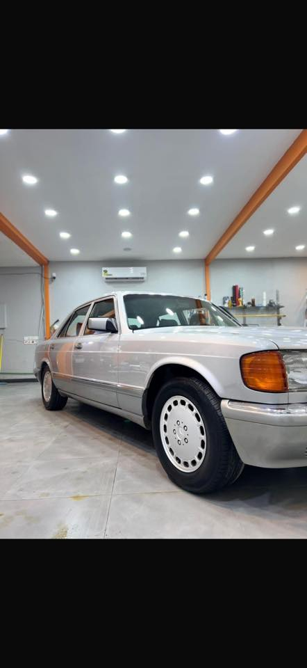 مارسيدس بنز موديل SE300 . 1987
السياره بلاديه بدون صبغ غرفتها مبدله موديل 91
ماشيه 92.000
السياره جديده ونضيفه داخل وخارج
الرقم : *********** 
مكانها بغداد
