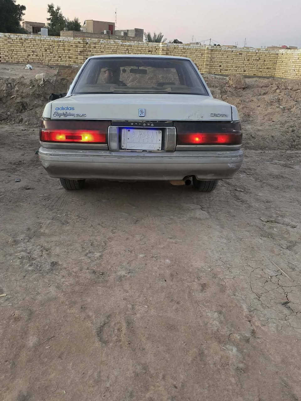 سلام عليكم كراون هارتوب موديل 91رقم بغداد سنويه مشروع وطني مكفول من الكص ونقل محرك  وكير جديد رقم بغداد العنوان ناصرية المركز سعر 30 سياره تريك البو شعفه ***********
