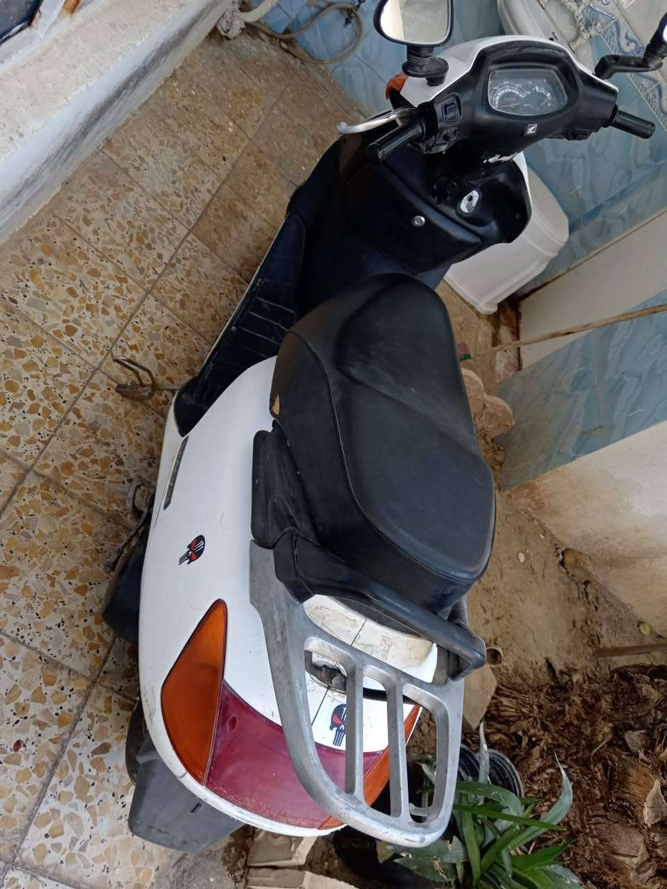 السلام عليكم سبيسي مكفولة كفرات ومكينة بس الكابريتر تجاري
مكينة ناعمة كهربائيات شغالة مكاني كوت كفاءات
مامتواجد خاص *********** سعرها 650وبيها مجال قليل
