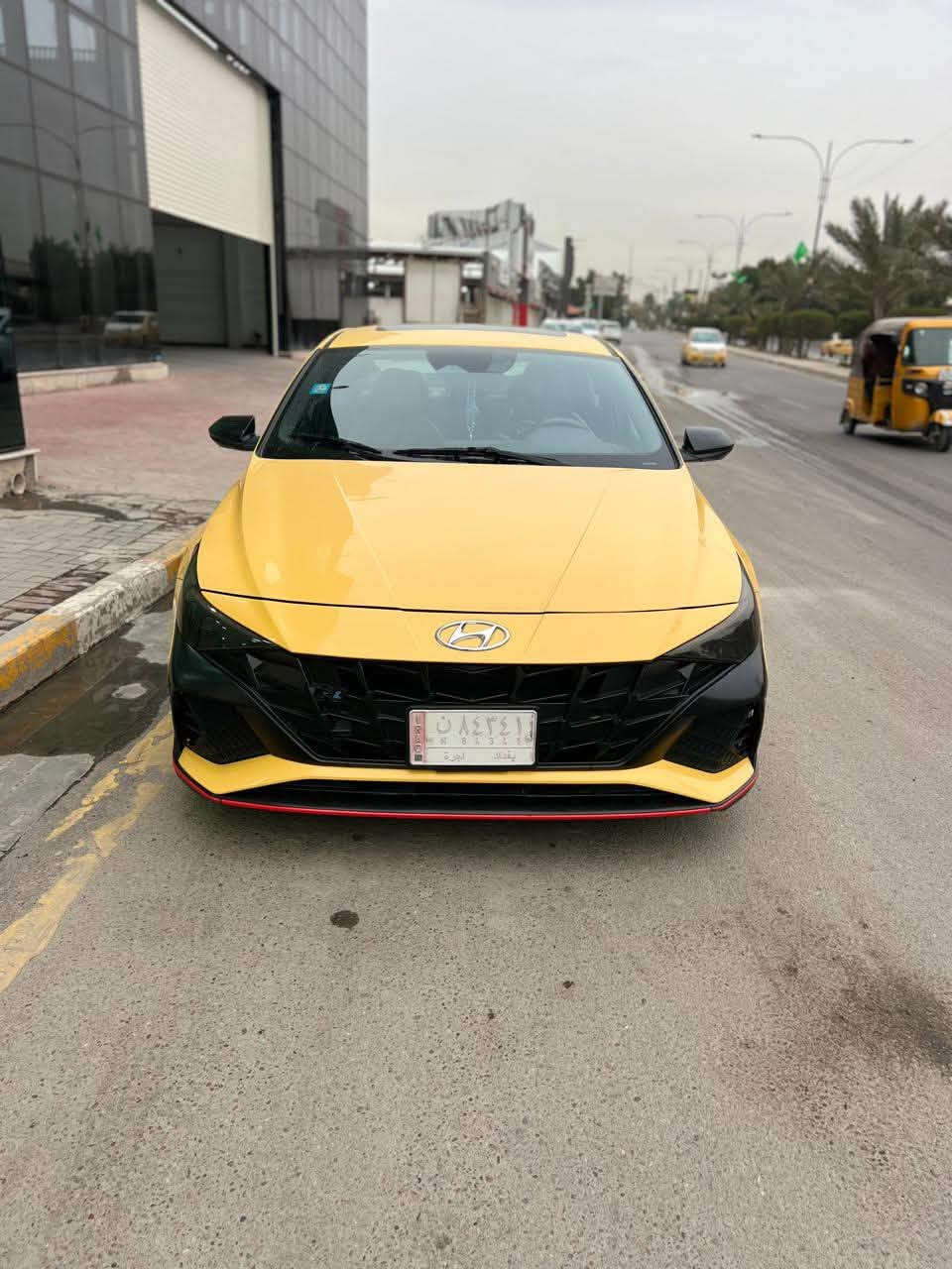 للبيع النترا ان لاين 2022 رقم بغداد   منضومه غاز سنويه وهزه جديده فول مواصفات الحادث جاملغ وبنيد 
العنوان بغداد 
الحريه   𝐇𝐘𝐔𝐍𝐃𝐀𝐈 E𝐋𝐀𝐍𝐓𝐑𝐀 2022 𝐍 𝐋𝐈𝐍E
 مواصفات فووووول  الانتره ان لاين N line 2022 
كير اوتوماتيك دبل كلچ  ٧ نمر
سيارة  جديده 
 فول مواصفات
محرك 1600 تيربو 🚀🚀🚀
- كيجات الكترونيه
- شاشه كار بلي و اندرويد 
- اوتو ستوب توقف ذاتي 
- تشغيل عن بعد 
- بصمه 
- بصمه ابواب(لمس)
 ‎شحن وايرليس-
-تدفئه كشنات
- فتحه سقف سلايد
- شفتات ستيرن رياضي
- كشنات جلد مع شعار N+ كشن كهربائي
- يده كير + الستيرن شعار N
- رادار جانبي نقطه عمياء 
- رادار امامي وتوقف 
-تحديد سرعة
-تحديد مسار
-قيادة ذاتيه
- رادار خلفي
- هاندبريك رياضي 
- أنظمة قياده 3 وضعيات (Normal sport smart)
- لايت LED خلفي 
- ويل حجم 18
- نظام (Navigation)
- كشن السائق كهربائي
- صندوق الخلفي بصمه 
- نظام ترحيب عند الاقتراب 
- ⁠مكاني بغداد 
- ⁠رقمي


**إذا كنت صاحب هذا الإعلان وتريد حذفه لأي سبب، رجاءا أرسل رسالة إلى الدعم الفني**