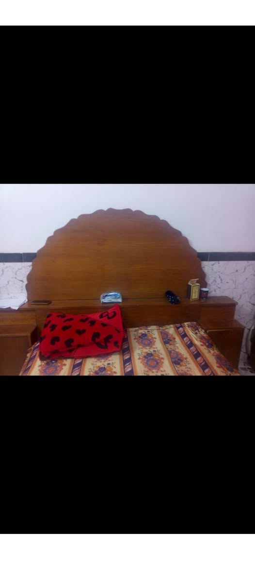 السلام عليكم كنتور وجربايه للبيع تزكام سعرهم ب150 الف العنوان الحله التاجيه قريب على معمل الطحين 
***********
