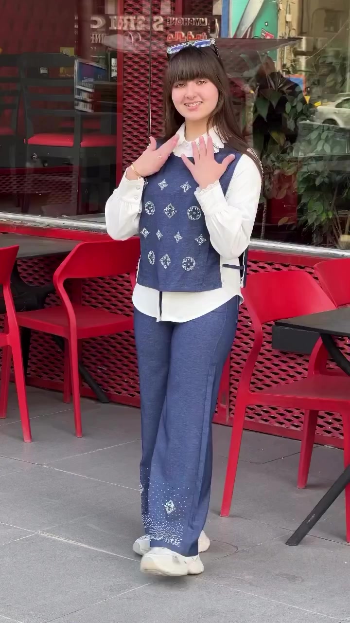 ✨طقم سوت بناتي ستايل عصري ✨
إطلالة ناعمة وأنيقة للبنات 🌸سوت مميز بثلاث الوان الجينز والبيجي والثلجي مع بنطرون كيلوت يمنح راحة وأناقة بنفس الوقت
و العمر  10-18 سنه خامة مريحة وتصميم مودرن 📷 مناسب للطلعات والمناسبات اليومية
دللي إطلالة صغيرتك اليوم ✨احجزي قبل نفاذ الكمية 🔥 ✨عمار لملابس الأطفال ✨
العزيزية - شارع الخليج
عمارة علي حسين الجميل
مقابل إكسسوارات أبو أحمد
- للطلب والاستفسار واتساب:
عمار ***********
فقار ***********
أهلاً وسهلاً بالجميع 🤍
زورونا وشوفوا الجديد يومياً
