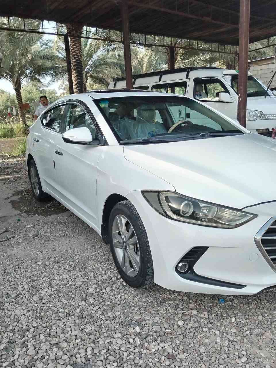 سلام عليكم النترا خليجي 2017 رقم بغداد انكليزي بسمي تحويل مباشر ماشيه( 80)كفاله عامه
فول مواصفات واحد علئ واحد مواصفات GLS

محرك 2000 دوش +فتحه سلايت +شاشه كبيره +مرئي شفط +تحكم ستيرن جهتين +حساسات امامي خلفي +خمسه ويل كروم+اشاير مرايا +كشنات قلاب +نيكل علئ جام +يدات نيكل فول مواصفات الخير 

ملاحظه (سياره مكفوله كفاله عامه)

السعر 144وبيه مجال

مكان السياره كربلاء طويريج

الاستفسار رقم ***********
