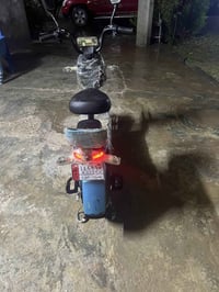 موطور شحن للبيع نظيف وقبل كم يوم أخذته مستعجل على بيعته السعر 200الف ق...