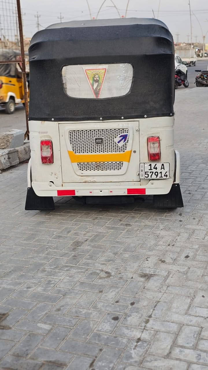 سلام عليكم ورحمة تكتك باجاج موديل 22رقم انكليزي بسمي مكفوله مكينه مجفته تجفيت شركه ناعمه التبخير ولا تنقص كرهبايات شقاله خياس مابيه تكتك جاهزه مجهزه مكلشي كبل لشارع مكفوله تخم سفريات لايت زنون تكتك مرتبه فول سعر 6760مكاني بلبصره وهذا ‎0788 429 2888رقمي
