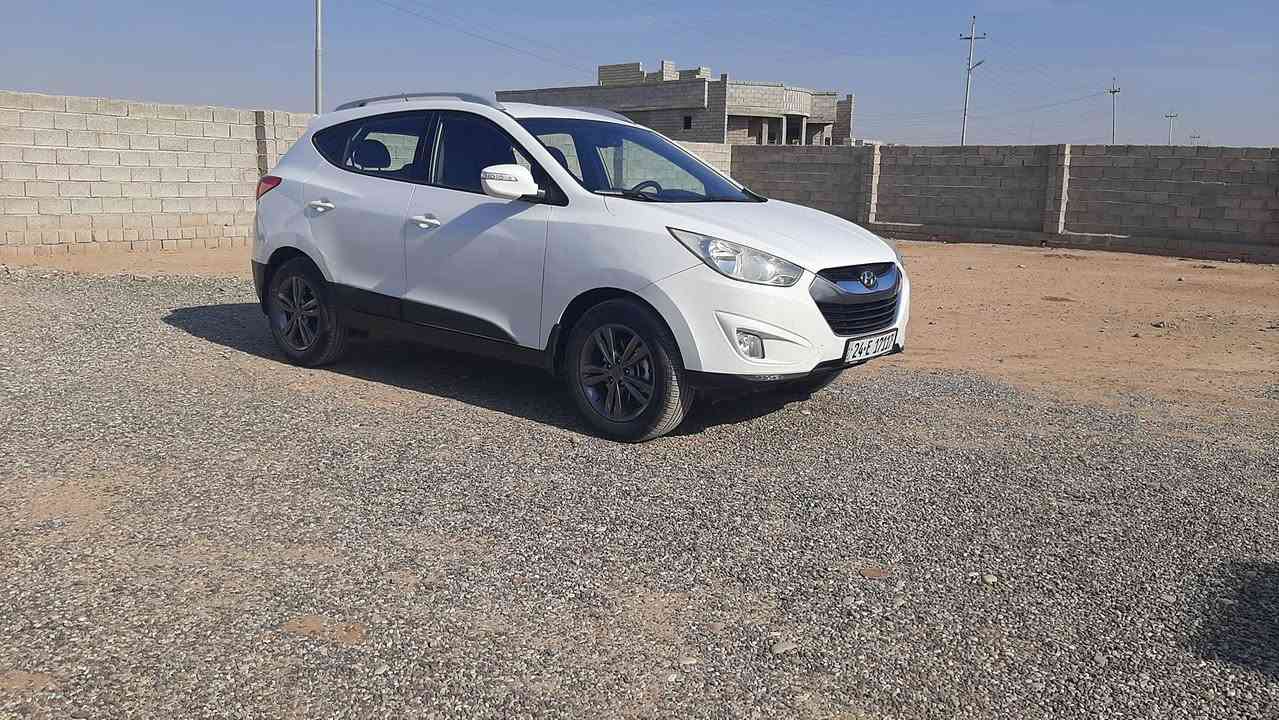 بيع مستعجل وتم تنزيل السعر
140$ وبيها مجال 
تكسون 2013

ضرر مذكور بالسونار 

محرك وكير شرط هزة جديدة رقم جديد تبريد ثلج

سيارة جاهزه 
العنوان جنوب الموصل
البيع نقد أو مراوس بأقل حسب القناعة
للتواصل ***********
