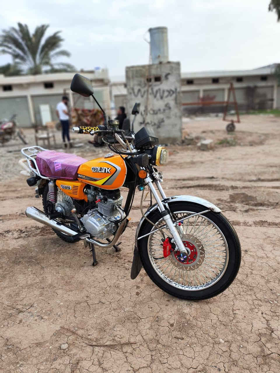 سلام عليكم تايكر موديل 23 مكفولة كفالة عامة مابي اي نقص السعر ٥٥٠ وبي مجال مكان دلى عباس...*********** موجود خاص واتساب
