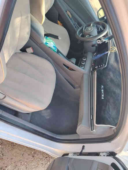 السلام عليكم 
النتره  2023 خليجي  ماشيه54 k
كفاله عامه 
كير At 
محرك كير كفاله
فول مواصفات
محرك 2000
فتحه 
بصمه
شاشه كامره دواره
حساس امامي خلفي 
تحكم ستيرن 
بصمة ابواب بصمة جنطه 
تشغيل عن بعد
صندق ذكي
اشاير بل مري
الاستفسار اتصل رقم  ***********
***********
