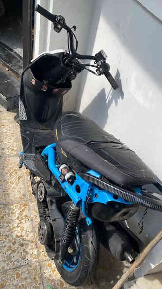 سلام عليكم دراجه ماكس عدله للبيع بيه دخانه خفيفه مكينه ناعمه شلعه حلوه ومعدل بوشه55 مستعجل علئ بيعتها للاستفسار خاص او واتساب ***********
