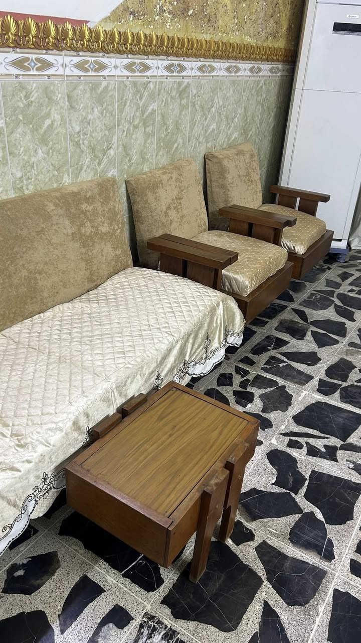 تخم  صاج درجه اولى للبيع. السعر250 مستعجل
مع ثلاث طبلات عنواني بغداد الامين الثانيه رقمي ***********
