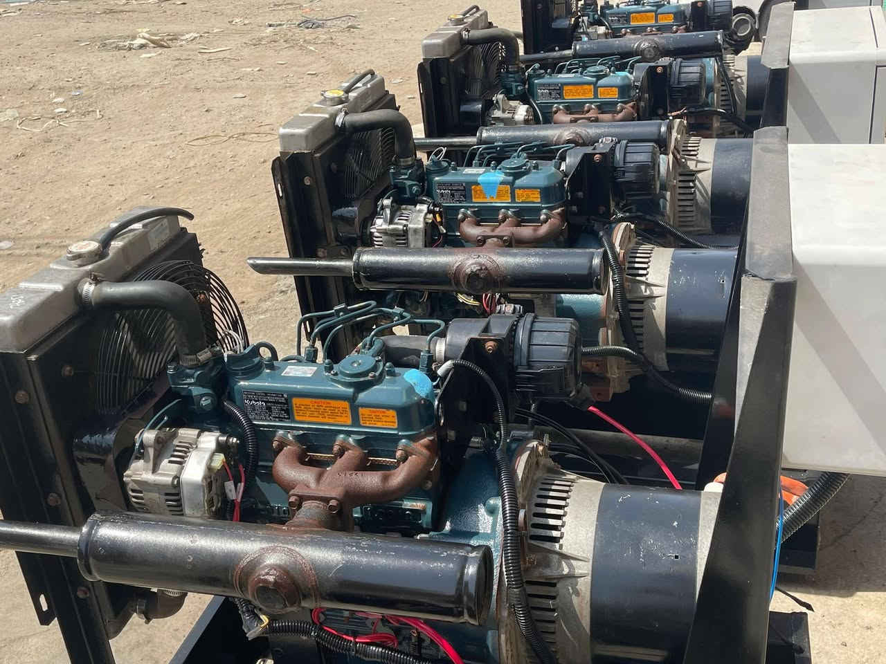 مولدات اوربيه دخول جدید غیر مستخدم

كابوته ياباني • 3 بستم

حجم المحرك 1005

عدد الدوران 1500

6 كيفي 26 امبير

سنكل فيز 220 فقط

نوع التوليد ميكالته ايطالي

صرف الكاز / 1 لتر بساعه

نظام اوتو مع حماية متكامله

شرط الشغل والضمان

كل تفرعات المحرك والتوليد بلاديه شركة

العنوان //كربلاء شارع العباس الاستفسار *********** واتس اب يوجد توصيل حسب الانتفاق
