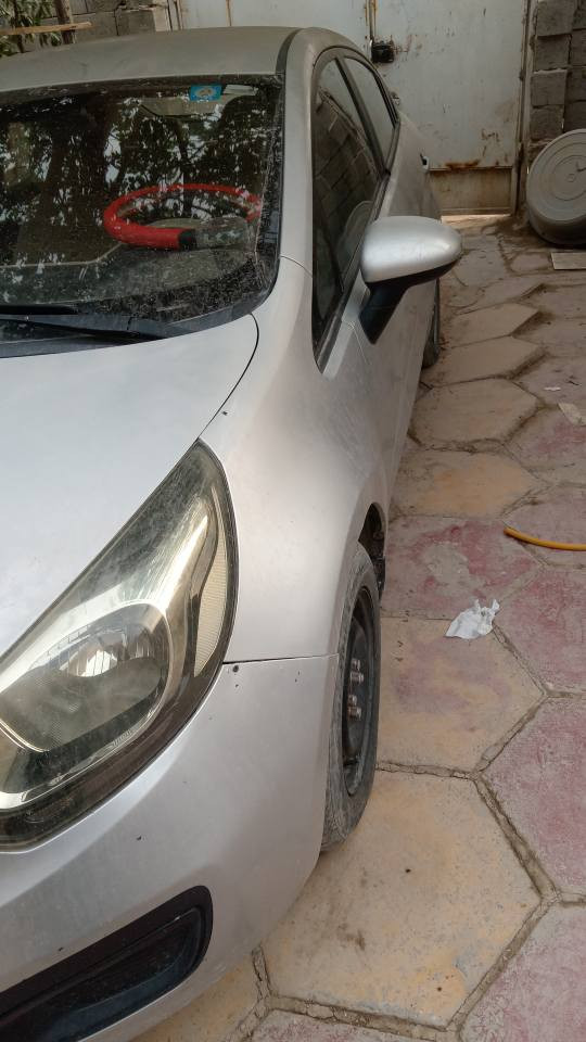 للبيع كيا ريو موديل 15خليجية لون رصاصي رقم قادسيه الجديد هزه جديده مكانها بالديوانيه مكينه وكير وحداديه شرط الفحص السنويه لل 27 باسمي داخلها نظيف السونار جديد السعر 88 $ مجال قليل للتواصل رقمي موجود واتساب *********** ديوانية, القادسية
