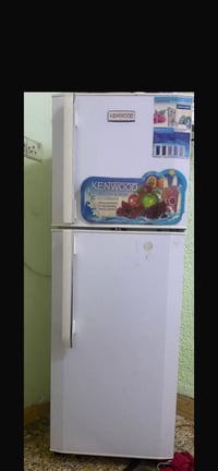 ثلاجة • للبيع
