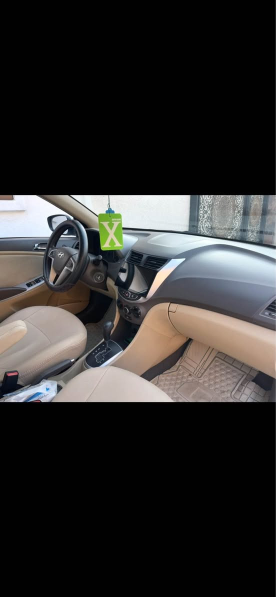 سلام عليكم

للبيع 💵

اكسنت خليجي 1600⚪ 

دبل ((قطره))

السياره نضيفه خير من الله 😍

رقم بغداد 

سنويه باأسمي تحويل مباشر 

----------------------------------------

# السياره خليجيه مكفوله .✅

----------------------------------------

موديل 2015

 ماشيه  58 الف فقط 

السعر  ١٢٩ ورقه بيها مجال بسيط 

السياره جاهزه صدر كير محرك تبريد

 تخم تاير كله جديد ✅ 

السياره فتحه سلايد شاشه كامره خلفيه 📹

اشاير مري 

نضام Eco

حساسات بلاديه خلفيه تحكمات

ستيرن جرس سرعه 120 🔔

☎️ للاستفسار 

 واتس اب

*********** 

مكلف بل نشر اتصل على صاحب السياره 

-----------------------------------

📍 مكان السياره / بغداد / السيديه بغداد, العراق
