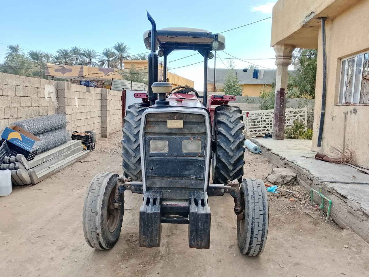 السلام عليكم مكينه خير من الله موديل 2010هيه اوغراضهه مثل ما متوفر بل صور للبيع مكان محافظه بغداد منطقه الشيخ حمد رقم الهاتف ***********..متوفر واتساب
