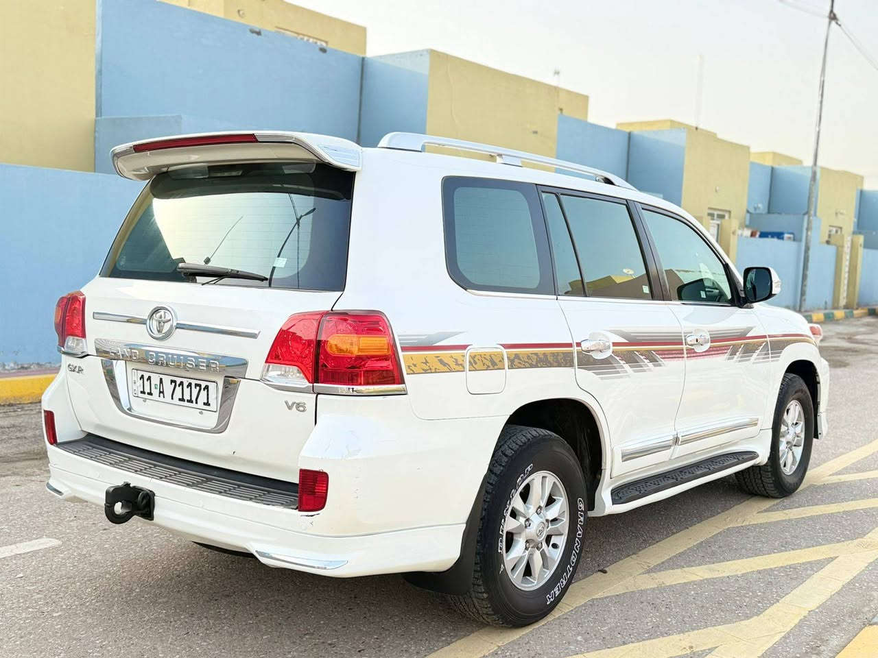 السلام عليكم 
لاندكروز 2010 كفاله عامه من الصبغ والتبديل ماشيه 200

( الرقم مميز ) محرك٦ سلندر السياره على ايد وحده مامتعوبه ابدد 

كير محرك حداديه تخم تاير تبريد تدفئه كامله لسياره 

مكاني بابل الشوملي السعر 295 وبيها مجال

***********
