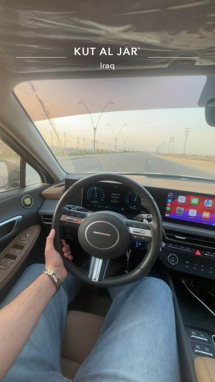 السلام عليكم
سوناتا هايبرد خليجي 2025فول مواصفات 
مال اقصاد استقطاع مباشر مرقم بصره وراعيهه هم بصره خوش انسان وكاله ثاني يوم مقترض وكفيل نفس بيت
مكفوله من رصعه ولخدش 
سياره جديده اخت زيرو ماشيه 20 الف كيلو 
اللون ابيض صدفي
دواخل جلد جملي 
انارة محيطيه متغيره
بانوراما 
شاشة كبيرة 
حساسات 360 درجة 
كاميرا خلفية 
4 انظمة قيادة 
تبريد امامي خلفي 
اليدات ولمري مطعم اسود لامع
بردات خلفية 
كتلوكاتهه وبصمات ثنين موجوده
دخول ذكي 
تشغيل عن بعد 
عدادات ديجيتال 
شاحن لاسلكي 
ماشيه 20 الف كيلو
السعر 220 وبيها مجال 
مكاني بصرة طويسه
تواصل *********** البصرة, العراق
