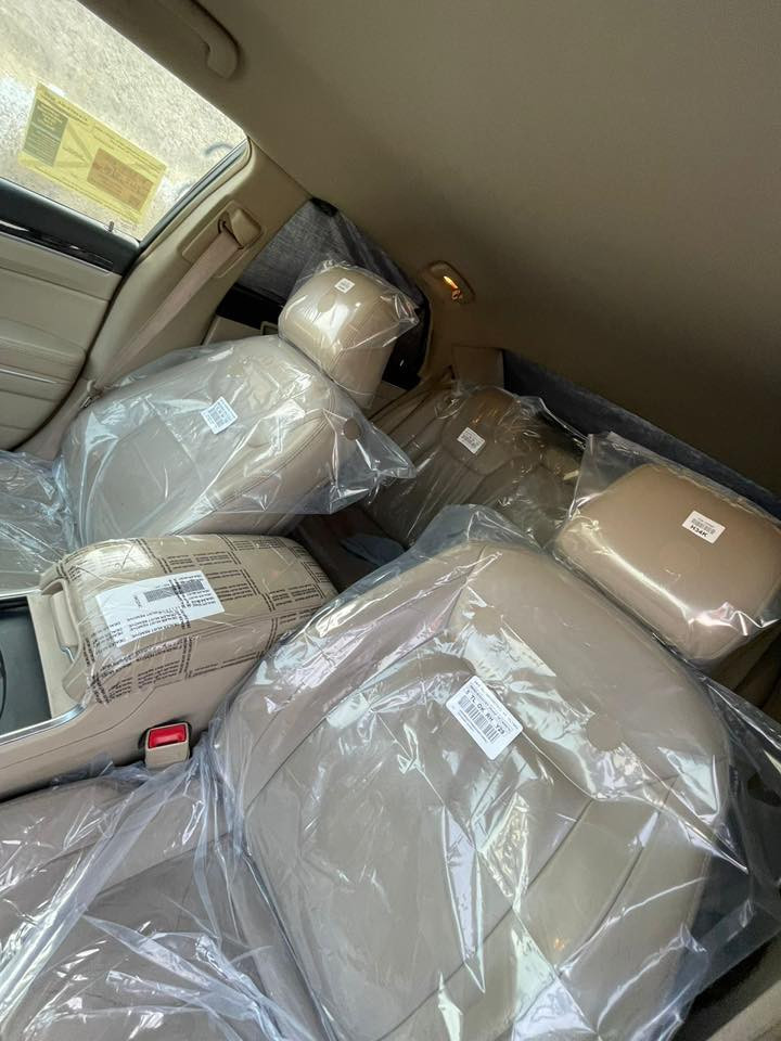 سلام عليكم اوباما موديل2014حاويه كفاله كص وضربه محرك3600توويل ادوات كفاله سرقه وانتربول مكانهه بالبصره متوفر وتساب فقط***********
