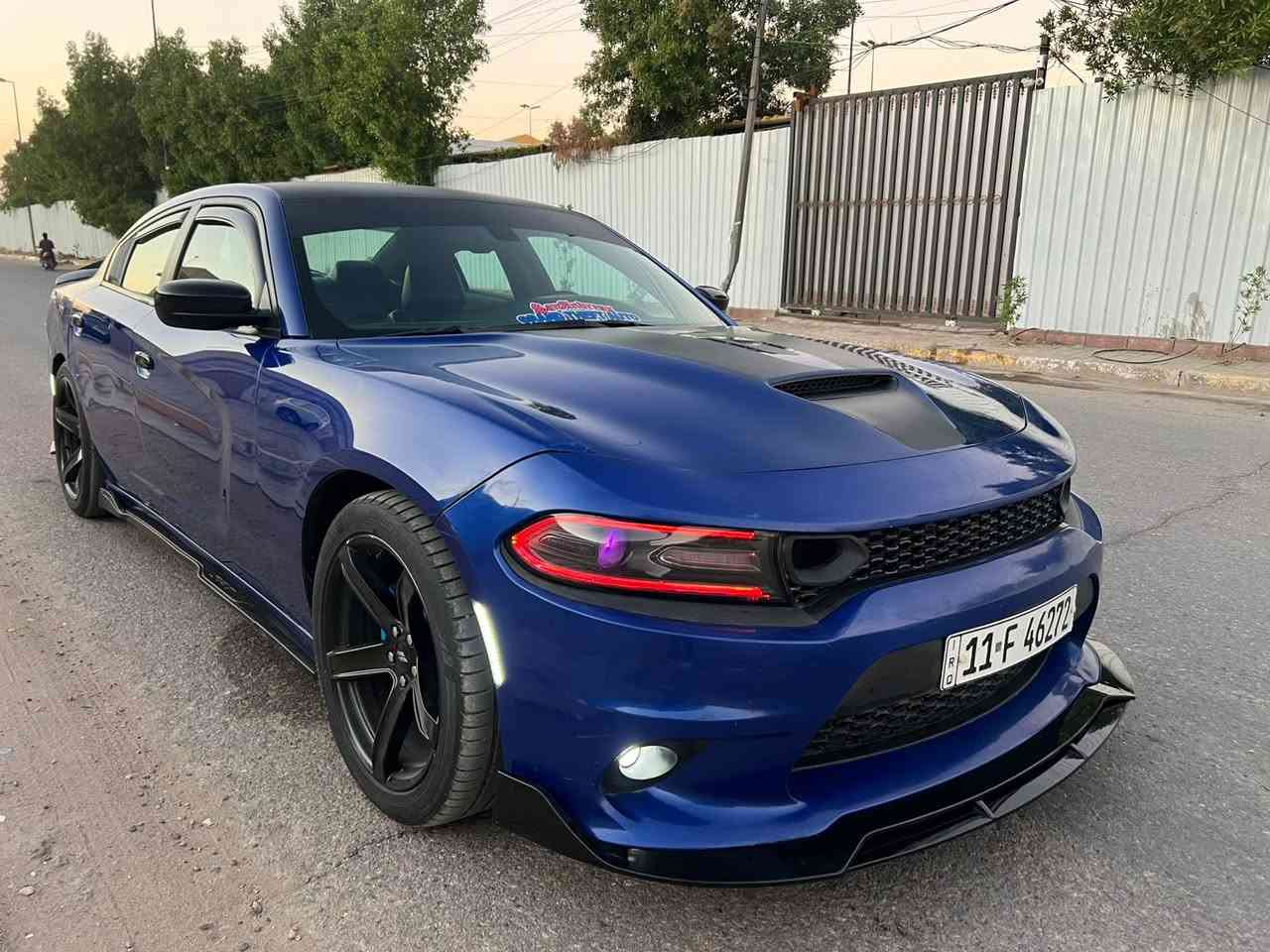 اسلام عليكم
((((((اخوان رجأً كلشي ناشر وكاتبلك لدكلي شبيها ))))

_للبيع فقط 

-دوج جارجر sxt2019 اصل اصل بنيد محدث gt

-السياره بسمي مشروع وطني وين متريد حول السنويه الاحد اجددها قبل يومين سقطت هزه جديده يوم الاربعاء هزيتها..

-مواصفات فول ١/١ ما عدا الفتحه 
-عداد المسافه 78 الف ميل 
كشنات حضن + تبريد تدفئه 
-نضافه فوول ويل مجمه خسفه القويه 
-محرك وكير خير من الله اصلا تحسه ما مشتغله اخرس ناشر صوره للمحرك 
مري خزن 
السياره ربع ما تصرف عليها سياره شخصيه ومداريها اكثر من روحي 
-

——حادث السياره موضح بلمنشور بيه حافه الشواصي الاماميه فقط ع كد اصبعين فقط 
-وصار بيها قماره هنا يمنا اثر طابوكه وكعت عليها هم موضحه بلصور 

(((((السعر ١٧٩ وبيها مجال شي قليل ))العنوان ديالى بعقوبه

اتمنى ربي يرزق الجميع

للتواصل اتصال او واتساب 

***********
