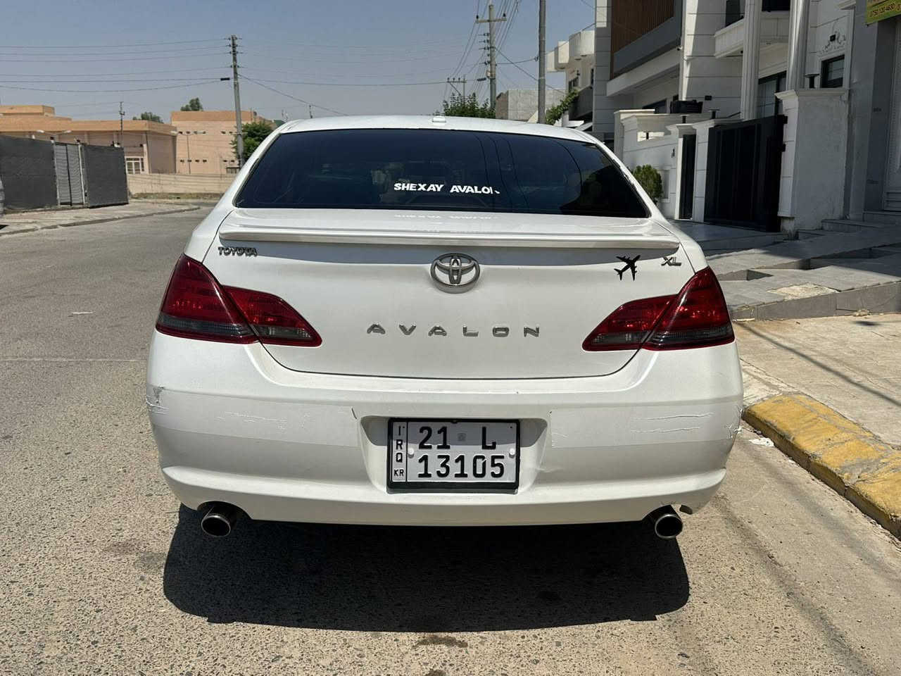 ٫avalon 2009٫                          
 لەون .سپی سە دەف
گیر مە کینە نە کراوە لوکە  تەوە بەشەرت .،
سە وتی دجتالی نیە .،
سە وتی جعوبی نیە بە شەرت .،
تە بریت بەشەرت..،
دە رگای سایقگۆراوە بە بیلاد  بێناو گرتن .،
بۆنیت سیارە  ڕە ش.،
سیارەکە بە،ناوی خۆمانەوە یە ..،
دە فتەر بە نزینیشی هه یە ..،
127$ گلا
                           
     ***********              ڕقم تلفون          
     ***********              ڕقم تلفون
     ......... ... ....         ................
تیبینی  تە نیا 2پارجەی هه یە .، بستی سارد السليمانية, العراق
