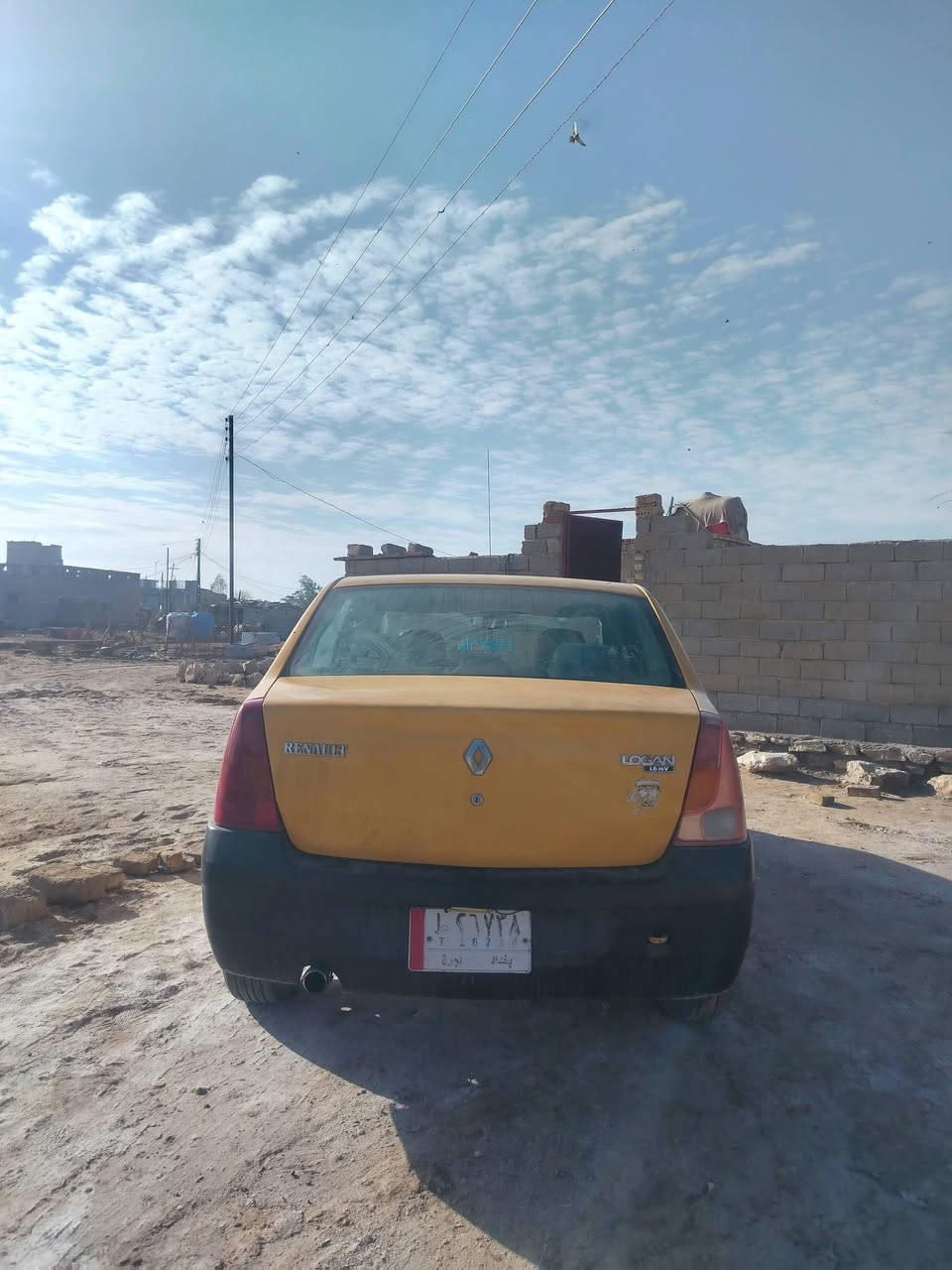 سلام عليكم رينو لوكان للبيع مديل 2009 السياره مكفوله كفاله عامه مصفر هيه وغرامات سنويه لل 26 السعر 45 وبيه مجال لموشراي لا يتصل اتصال على هذه رقم ***********
